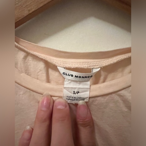 Club Monaco Tie back T-shirt - Picture 3 of 3